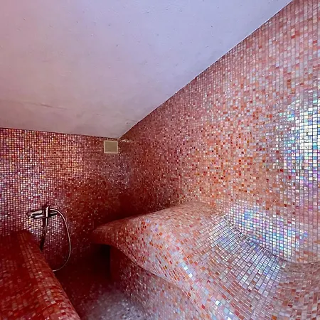 Villa Con Piscina E Palestra A